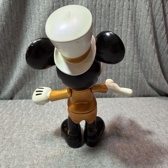 Disney on Ice Mickey Mouse 9” Poseable Plastic Figure - Picture 3 of 6